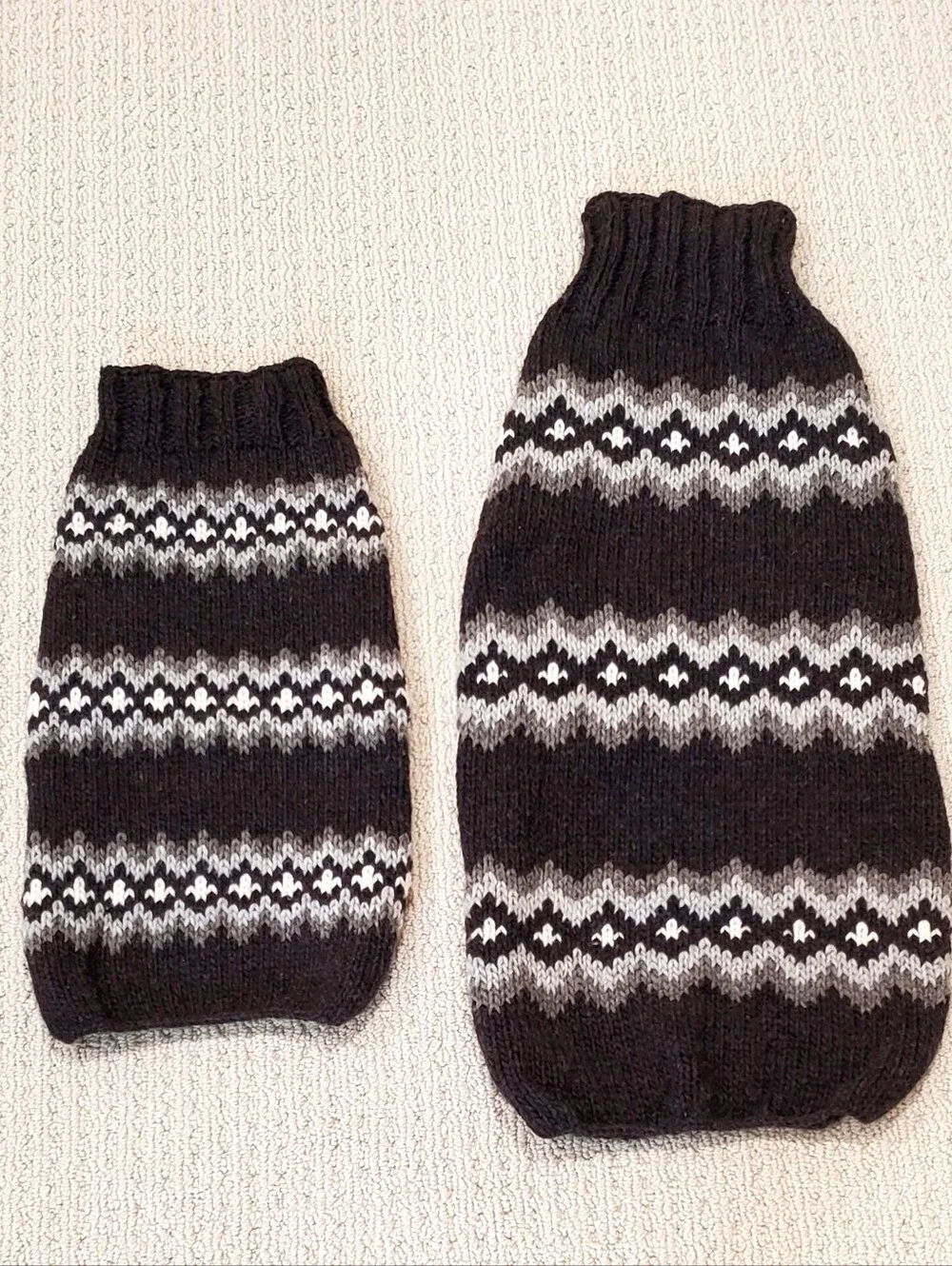 Chilly Dog Hand Knitted 100% Wool Brown+ White/Grey Diamond Dog Sweater, Small